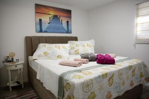Pearl Apartment
