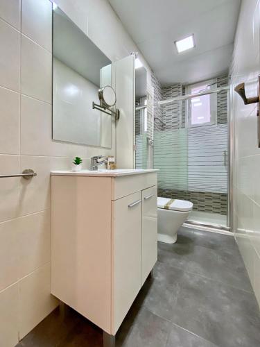 Charming Atocha II – Temporary Stays