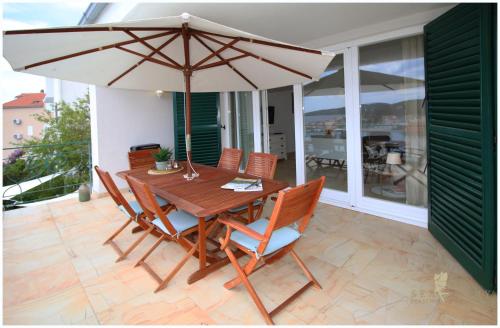 SeaView Apartment - Rogoznica