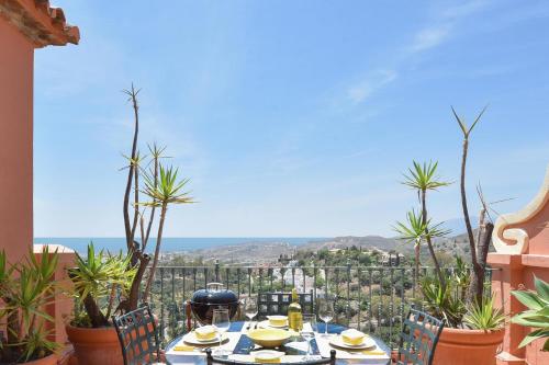 Apartment Tiburon for 4 persons, Benahavis, Benahavís ...