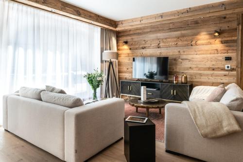 Μια τηλεόραση ή/και κέντρο ψυχαγωγίας στο Alaska Lodge by Alpine Resorts