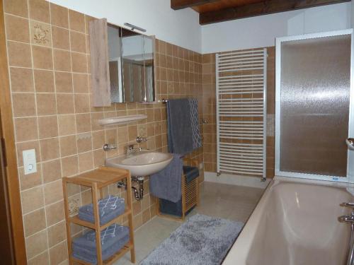 Koupelna v ubytování Ferienwohnung Urlaub mit Aussicht