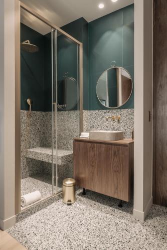 HIGHSTAY - Luxury Serviced Apartments - North Marais 1