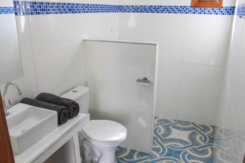 Ένα μπάνιο στο Pousada Casa du Soleil Camocim