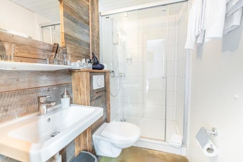 Un baño de Hotel Kaiserstuhl