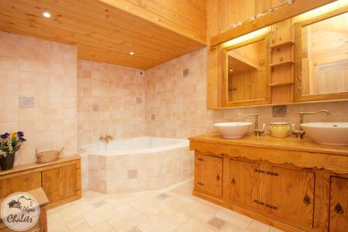 2AlpesChalets - Chalet Marie 2 - Standing et Sauna aux pieds des pistes