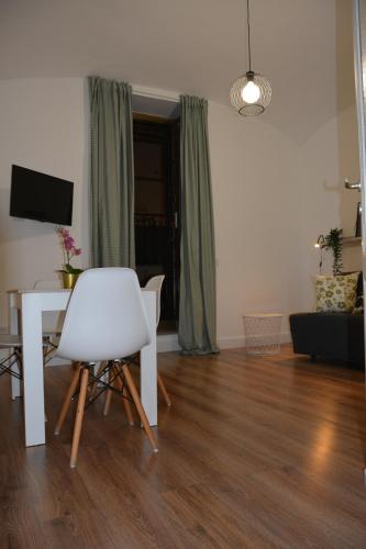 MiRhome Apartment