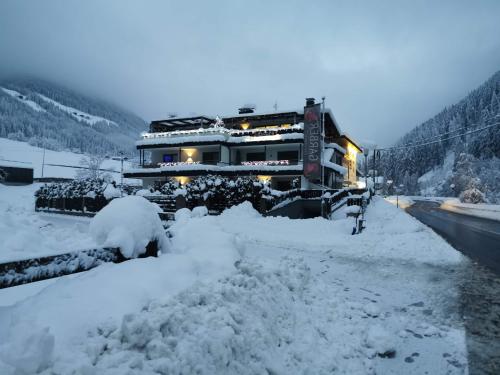 Kış mevsiminde Hotel/ App. Garber