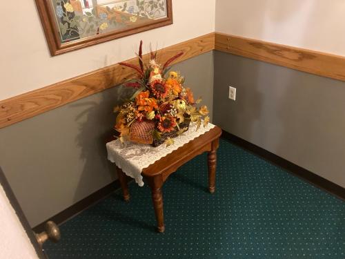 Gallery image of Landmark Motel in Clintonville