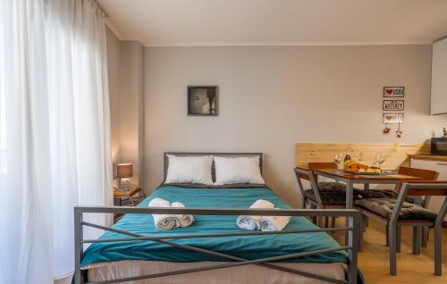 Ένα ή περισσότερα κρεβάτια σε δωμάτιο στο Gudauri 18-GN