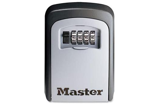  Rockley Golf 810 is a 2 bedroom, 2 Bathroom 1st floor Apartment with pool -  Room  picture :   TV    Telephone    Air conditioning                           