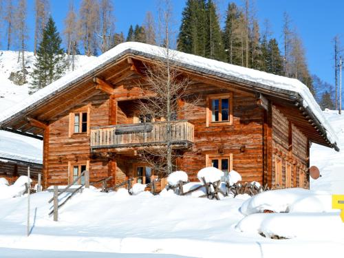 Το Chalet Gnadenalm by Interhome τον χειμώνα