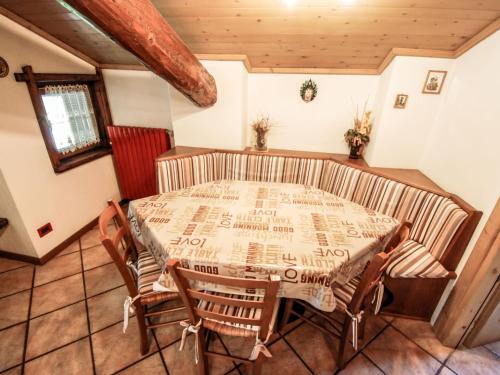 Χώρος καθιστικού στο Apartment Santa Lucia-1 by Interhome