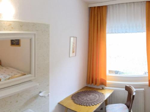 Postel nebo postele na pokoji v ubytování Apartment Leni-2 by Interhome