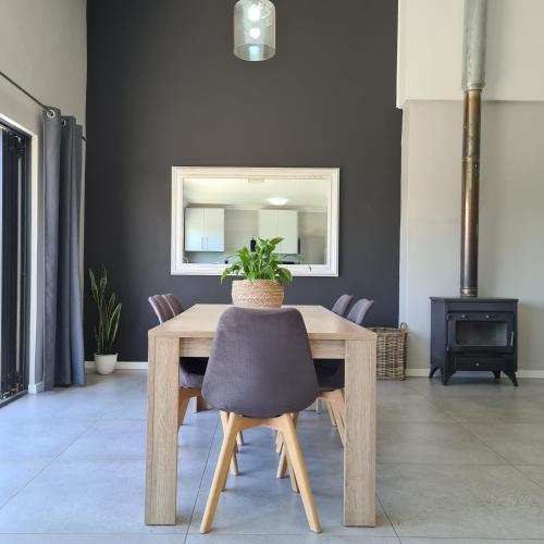 Coin salon dans l'établissement Clarens Escape (Unit 3)