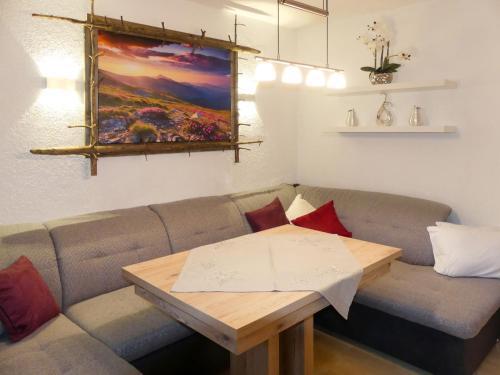 Posezení v ubytování Apartment Viktoria by Interhome