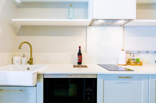 Sea & Wave Jara Boutique Apartment