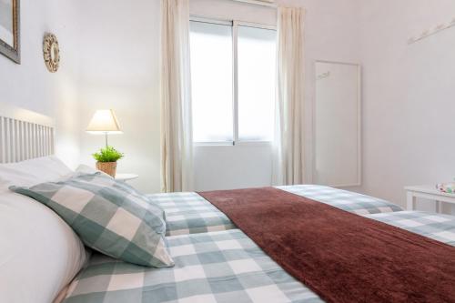 Sea & Wave Soho Family Apartment