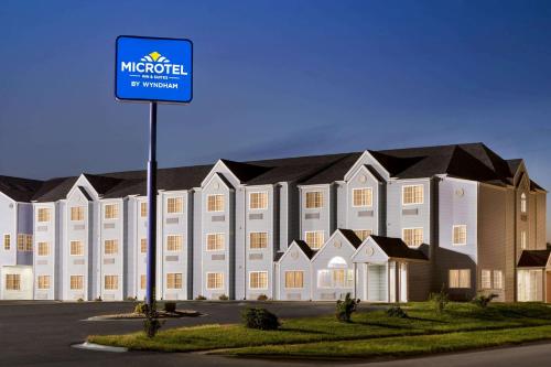 Microtel Inn & Suites Lincoln – Photos 3