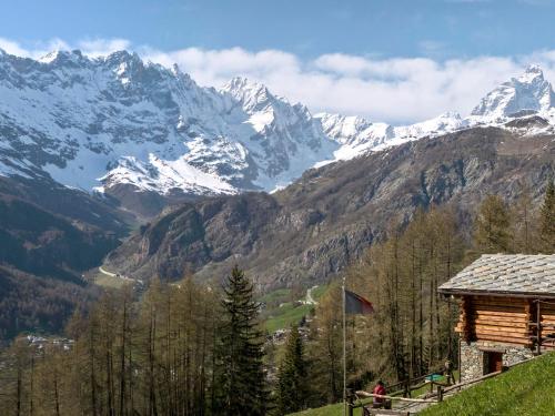 a view of a mountain range with snow covered mountains at Studio Ancienne Bergerie Studio 3 by Interhome in Valtournenche