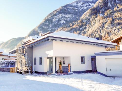 Apartment Frischmann-3 by Interhome