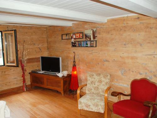 Μια τηλεόραση ή/και κέντρο ψυχαγωγίας στο Apartment Peppa by Interhome