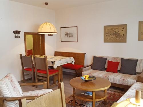 Apartment Ringstrasse Apt 122 by Interhome