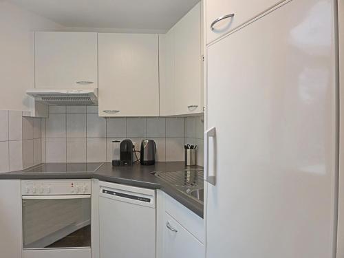Kuchyň nebo kuchyňský kout v ubytování Apartment Haus Lauber Apt-2 by Interhome