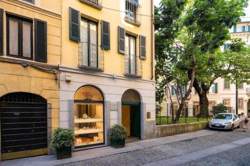 Brera area Lovely Apt close to Piazza Duomo