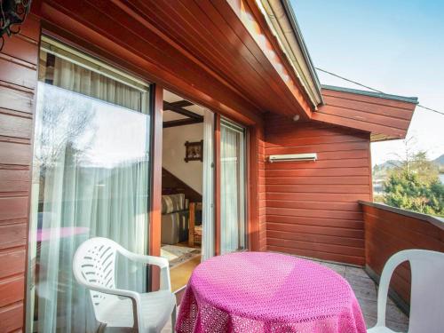 A balcony or terrace at Apartment Zander by Interhome