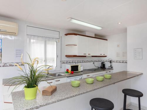 Kuchyňa alebo kuchynka v ubytovaní Apartment El Gato I by Interhome