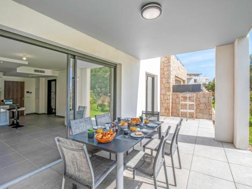 Apartment Domaine d'Arca-2 by Interhome