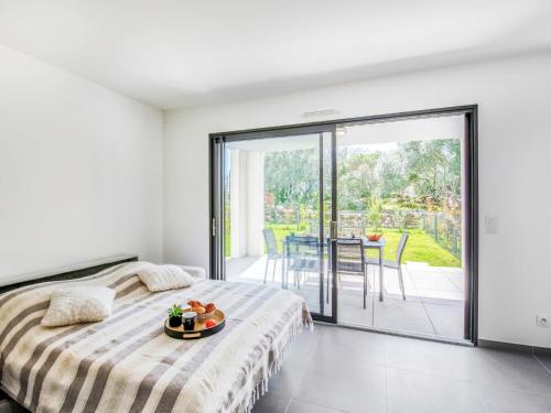 Apartment Domaine d'Arca-2 by Interhome