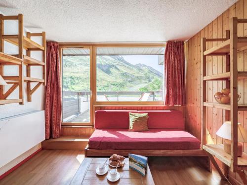 Apartment Home Club - Lavachet-7 by Interhome