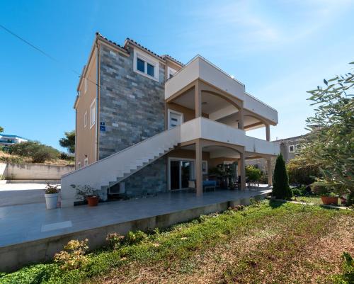 Apartments Villa Pupa