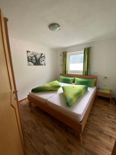 Postel nebo postele na pokoji v ubytování Haus Evelin