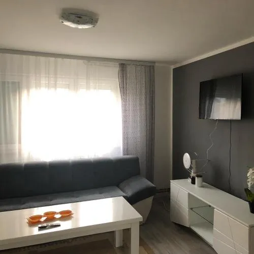 Ski kuca Pahuljica picture