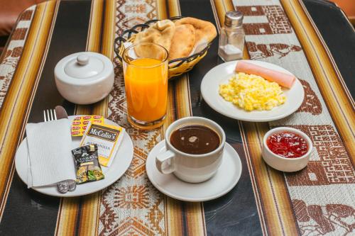 Opciones de desayuno disponibles en Ayenda Posada San Juan