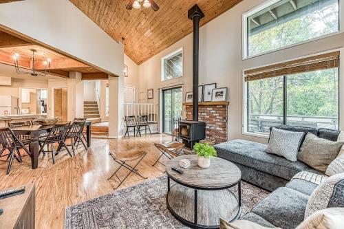 Crystal Creek Lodge – Photos 3