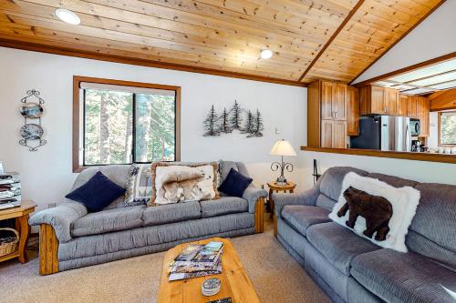 The Bear House – Photos 2