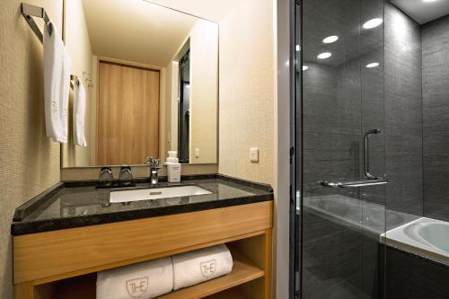 Ванная комната в The Royal Park Hotel Kyoto Umekoji