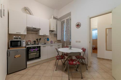 GuestHost - Villa Borghese & Villa Albani Apt