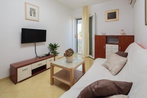 Roko Apartment - Charme Holidays