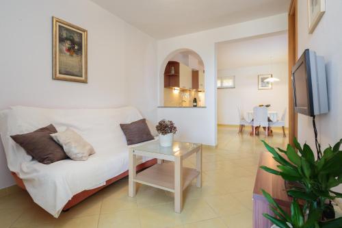 Roko Apartment - Charme Holidays