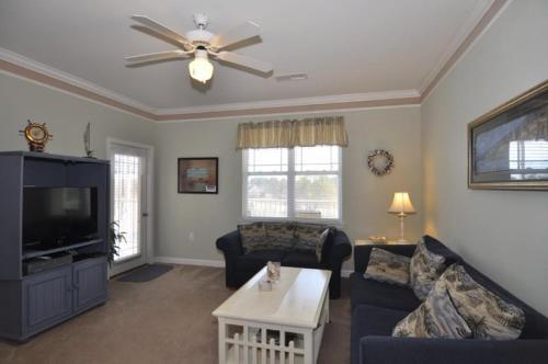 1322 Crow Creek Drive – Photos 4