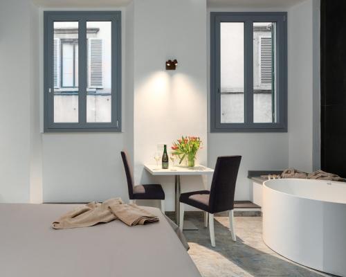 F1RST Suite Apartment & SPA photo 32