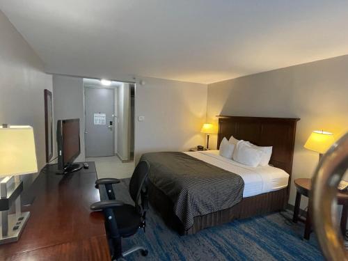 Gallery image of Ramada by Wyndham Cleveland Independence in Independence