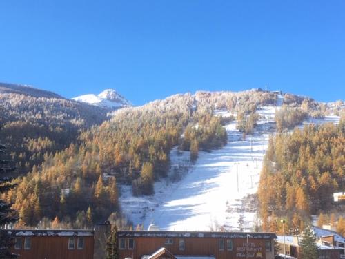 Gallery image of Serre-Chevalier-Chantemerle. Studio Plein Sud 4per in Saint-Chaffrey