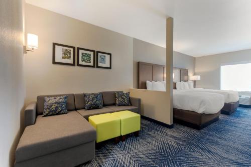 Gallery image of Comfort Inn & Suites Balch Springs - SE Dallas in Balch Springs