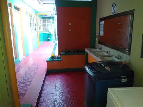 Kuchyň nebo kuchyňský kout v ubytování Hotel Marruecos C.R.